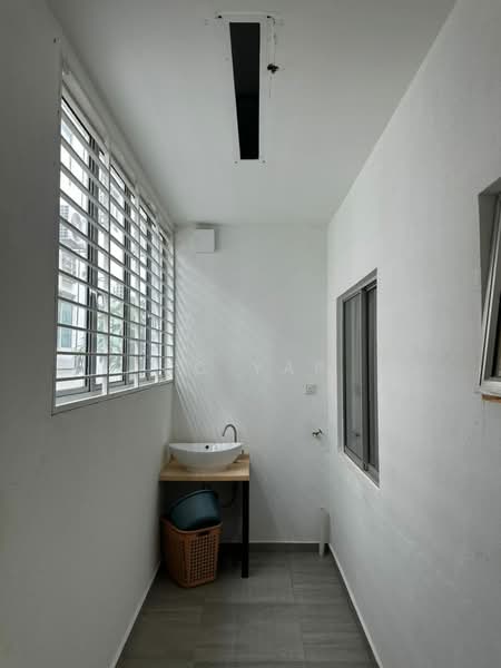 Rumah Berkembar untuk Dijual di Bandar Nusaputra (Puchong) - SC Yap - Bathroom - PropertyGuru.com.my