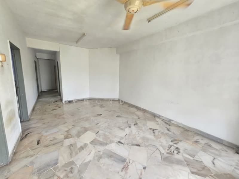 Kondominium untuk Dijual di Pandan Heights Condominium - Raymond Wong - Living Room - PropertyGuru.com.my