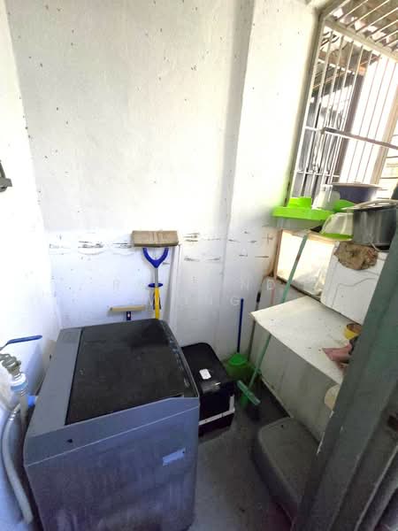 Kondominium untuk Dijual di Pandan Heights Condominium - Raymond Wong - Exterior - PropertyGuru.com.my