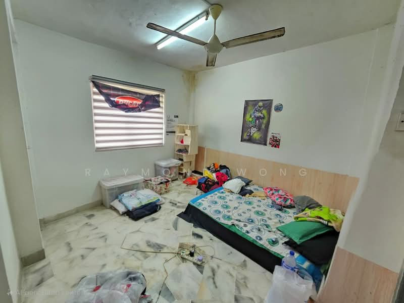 Kondominium untuk Dijual di Pandan Heights Condominium - Raymond Wong - Bedroom - PropertyGuru.com.my