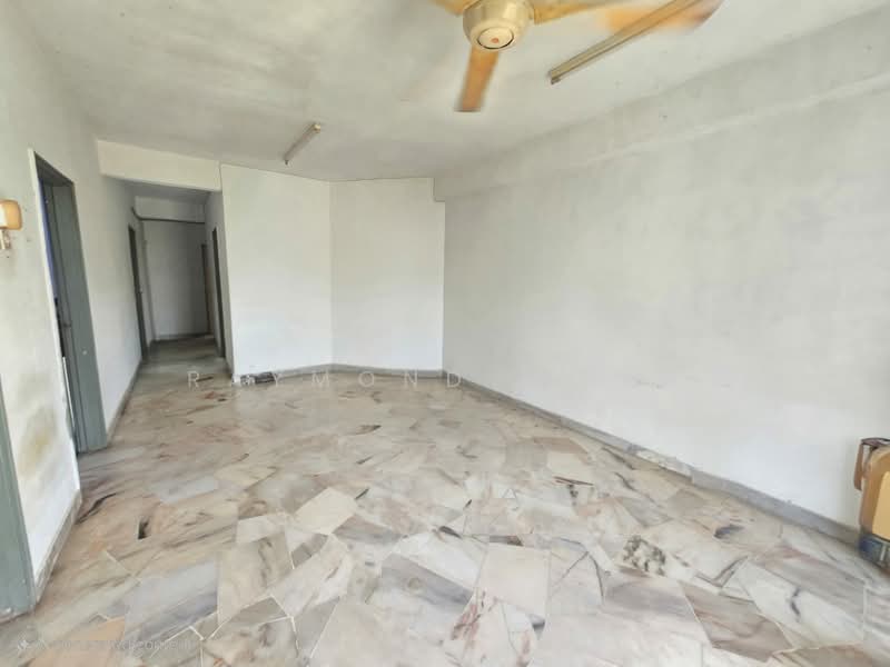 Kondominium untuk Dijual di Pandan Heights Condominium - Raymond Wong - Living Room - PropertyGuru.com.my
