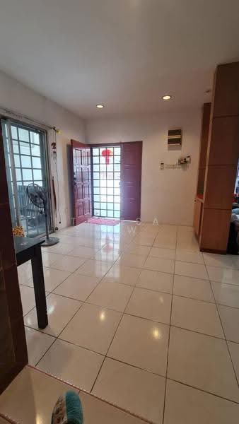 Rumah Berkembar untuk Dijual di Taman Sungai Besi Indah (Seri Kembangan) - Teresa Law - PropertyGuru.com.my