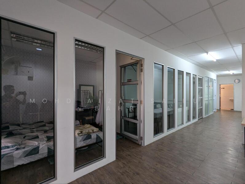 Untuk Dijual - Plaza Jelutong