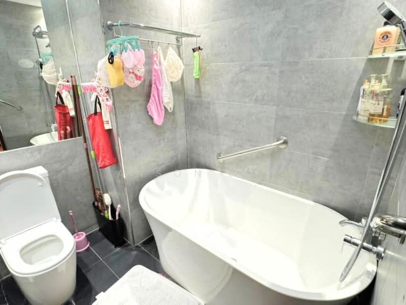 Apartment for Sale at Maica Court - Anson Low - Bathroom - PropertyGuru.com.my