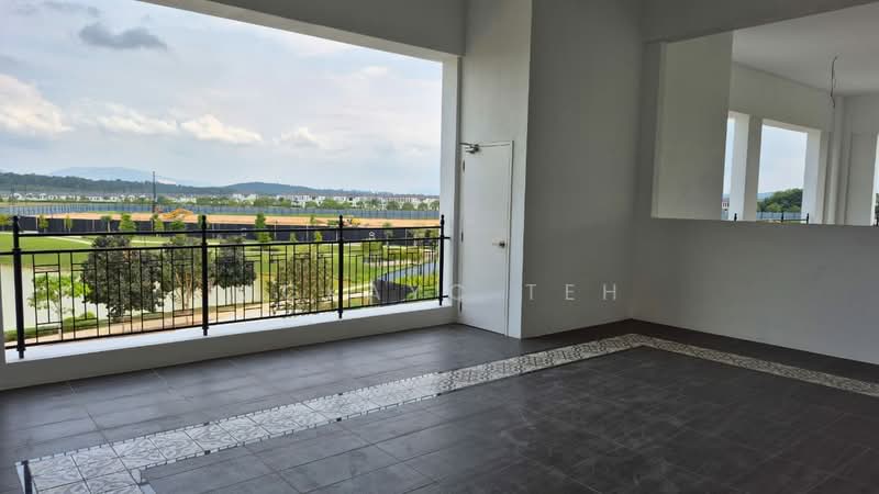 Kedai untuk Disewa di Bandar Puncak Alam (Puncak Alam) - MckayC TEH - Balcony - PropertyGuru.com.my