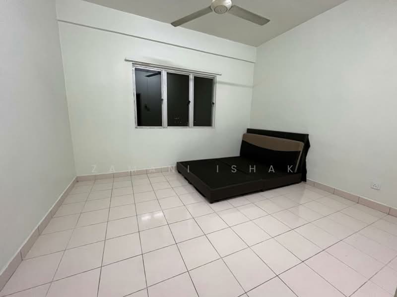 Kondominium untuk Dijual di Juta Mines - Zamani Ishak - Bedroom - PropertyGuru.com.my