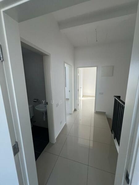 Rumah Teres 2 Tingkat untuk Dijual di Bandar Cassia (Batu Kawan) - Yusen . - Corridor - PropertyGuru.com.my