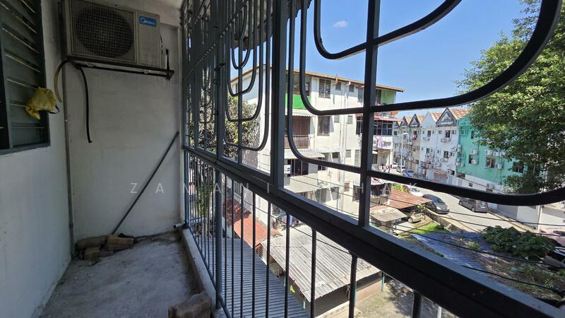 Flat for Sale at Seksyen 1 Wangsa Maju Flat - Zamani Ishak - Balcony - PropertyGuru.com.my