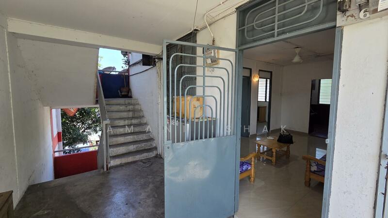 Flat for Sale at Seksyen 1 Wangsa Maju Flat - Zamani Ishak - Entrance - PropertyGuru.com.my