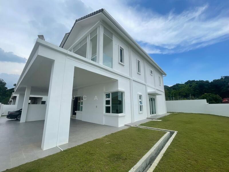 Rumah Berkembar untuk Dijual di Bandar Seri Botani (Simpang Pulai) - Lucas Chen - Exterior - PropertyGuru.com.my
