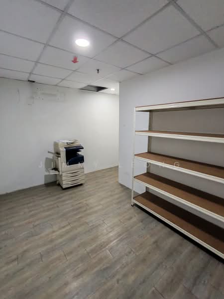 Shop / Office for Rent in Seri Kembangan (Selangor) - Jimmy Leong - Interior - PropertyGuru.com.my