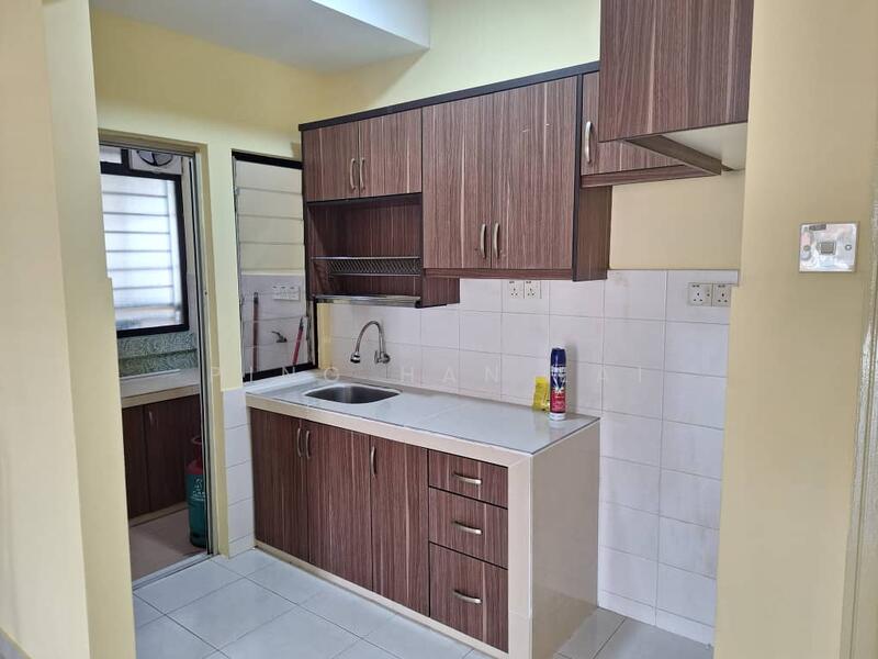 Serviced Residence @ Pelangi Damansara Sentral untuk Untuk Dijual - RM 340,000, Mac 2026 - Kitchen - PropertyGuru.com.my