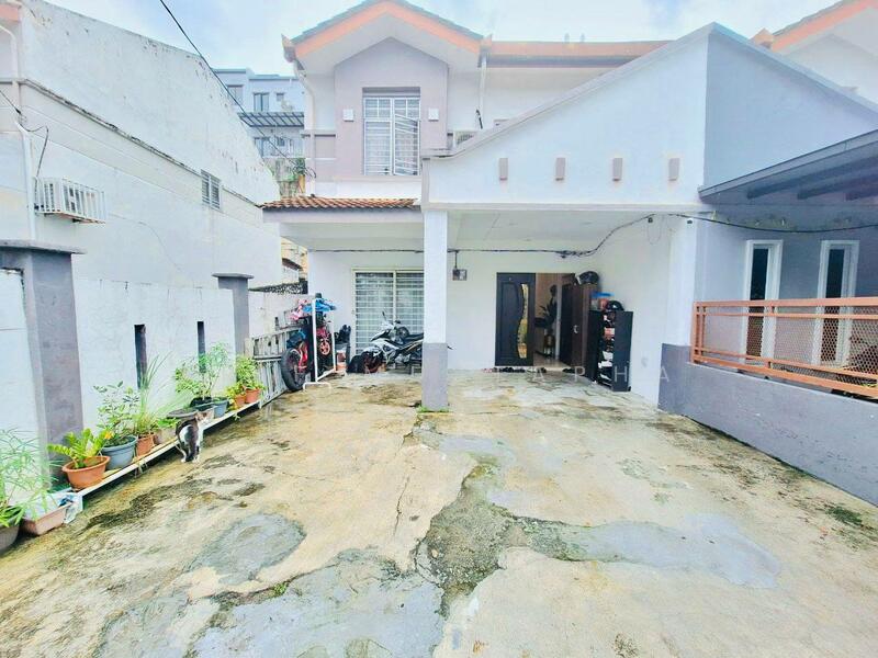 2-storey Terraced House for Sale in Ukay Bistari (Ulu Kelang) - Arif Mustapha - Exterior - PropertyGuru.com.my
