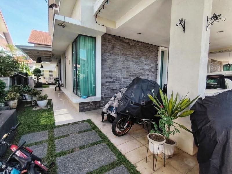 2-storey Terraced House for Sale in Alam Impian (Shah Alam) - FARAH HANIM BINTI AD SUHADAK SUHADAK - Exterior - PropertyGuru.com.my