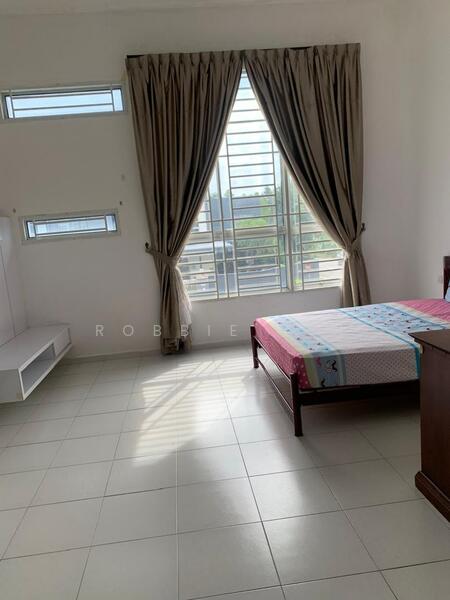 Taman Bukit Indah untuk Untuk Disewa - RM 3,200 /bulan, Mac 2026 - Bedroom - PropertyGuru.com.my