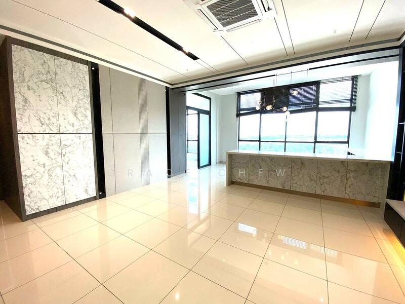 For Sale - Austin 18 - Versatile Business Suites