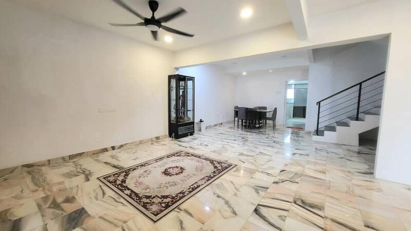 Rumah Teres 2 Tingkat untuk Dijual di Taman Rasah Jaya (Rasah) - Ismi Muhammad - Living Room - PropertyGuru.com.my