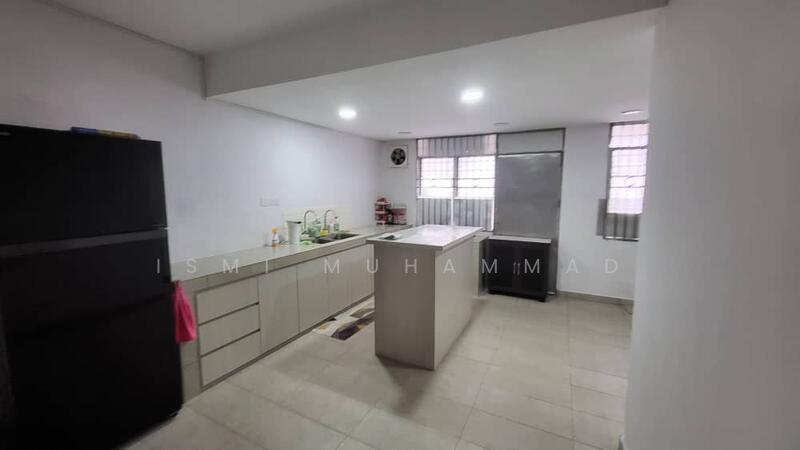 Rumah Teres 2 Tingkat untuk Dijual di Taman Rasah Jaya (Rasah) - Ismi Muhammad - Kitchen - PropertyGuru.com.my