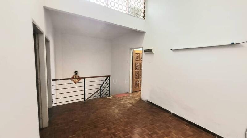 Rumah Teres 2 Tingkat untuk Dijual di Taman Rasah Jaya (Rasah) - Ismi Muhammad - Corridor - PropertyGuru.com.my