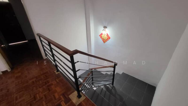 Rumah Teres 2 Tingkat untuk Dijual di Taman Rasah Jaya (Rasah) - Ismi Muhammad - Corridor - PropertyGuru.com.my