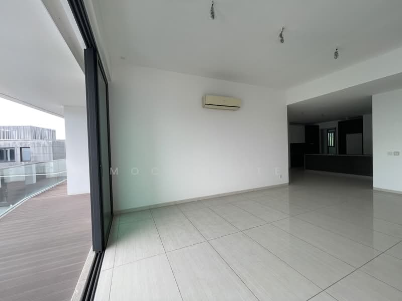 Kondominium untuk Dijual di The Light Collection IV - Mocole Lee - Balcony - PropertyGuru.com.my