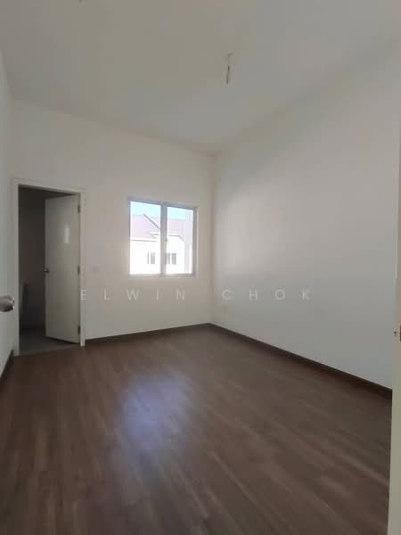 Alura Bukit Raja untuk Untuk Dijual - RM 630,000, Mac 2026 - Bedroom - PropertyGuru.com.my