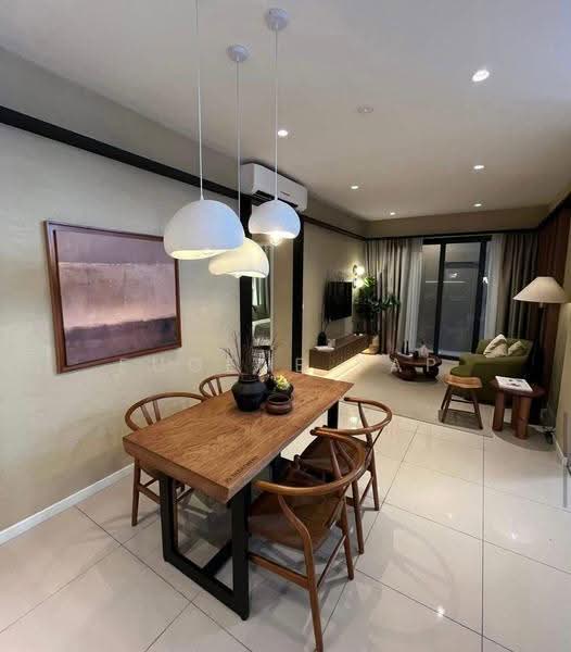 Kediaman Servis untuk Dijual di M Aspira - Eugene Yap - Dining Room - PropertyGuru.com.my