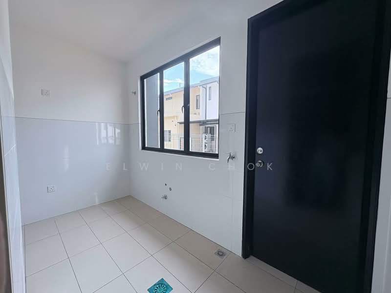 2-storey Terraced House for Sale in Bandar Bukit Raja (Klang) - Elwin Chok - Kitchen - PropertyGuru.com.my