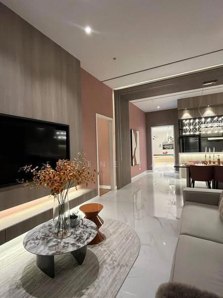 Kediaman Servis untuk Dijual di Damansara Livista - Eugene Yap - Living Room - PropertyGuru.com.my