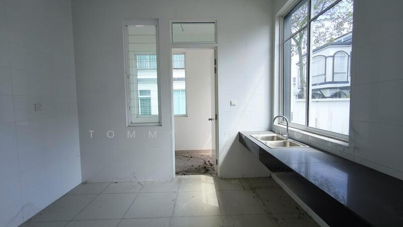 2-storey Terraced House for Sale in Eco Majestic (Semenyih) - TOMMY CHIENG - Kitchen - PropertyGuru.com.my
