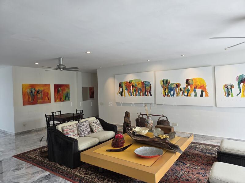 Rumah Banglo untuk Dijual di Ampang (Selangor) - Fifi Syafiza - Living Room - PropertyGuru.com.my
