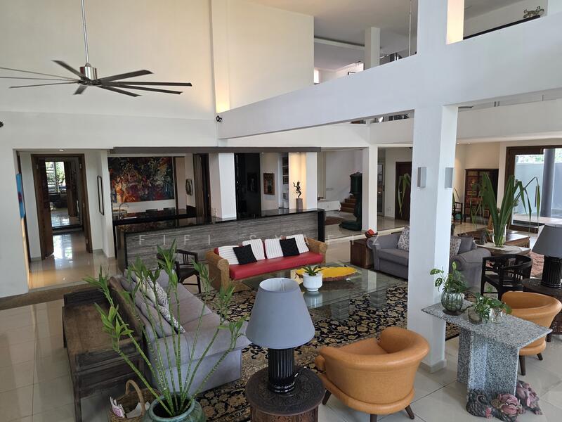 Rumah Banglo untuk Dijual di Ampang (Selangor) - Fifi Syafiza - Living Room - PropertyGuru.com.my