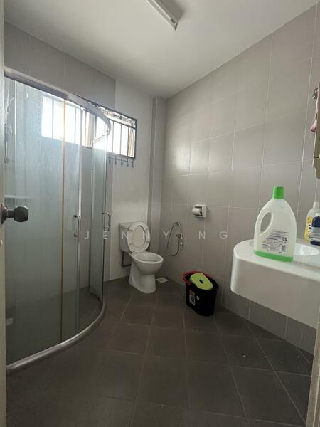 2-storey Terraced House for Sale in Ipoh (Perak) - Jenny Ng - Bathroom - PropertyGuru.com.my