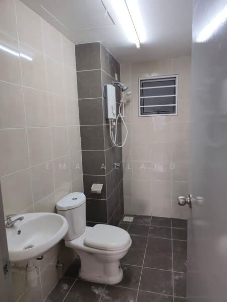 Kondominium untuk Disewa di Residensi Desa Satumas - EMA ALLANG - Bathroom - PropertyGuru.com.my