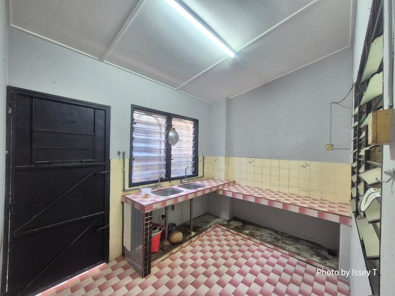 Untuk Dijual - Gunung Rapat Pekan Razaki Double Storey Terraced House For Sale Ipoh Perak