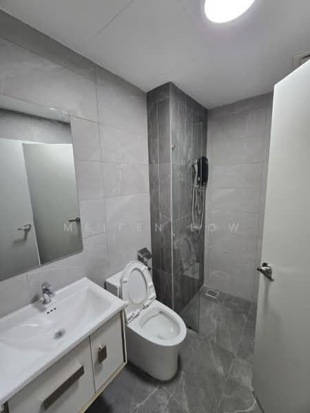 Servis Apartment untuk Dijual di Majestic Residence - Meifen Low - Bathroom - PropertyGuru.com.my