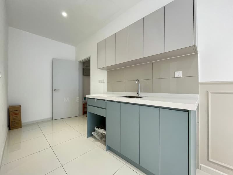 Servis Apartment untuk Dijual di Majestic Residence - Meifen Low - Kitchen - PropertyGuru.com.my