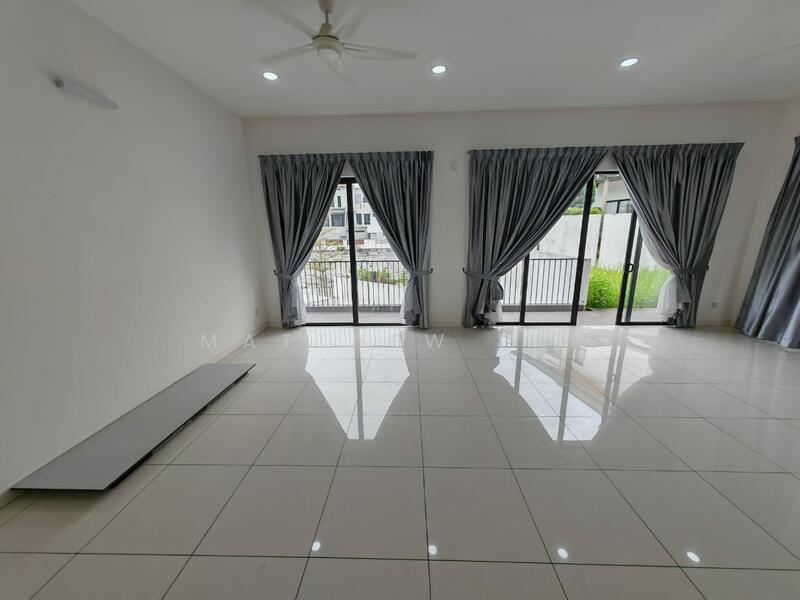 Semi-Detached House for Sale in Bandar Sungai Long (Selangor) - Matthew Lai - Living Room - PropertyGuru.com.my