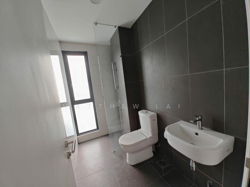 Semi-Detached House for Sale in Bandar Sungai Long (Selangor) - Matthew Lai - Bathroom - PropertyGuru.com.my