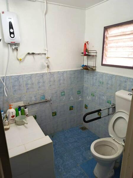 For Sale - Taman Koperasi Cuepacs