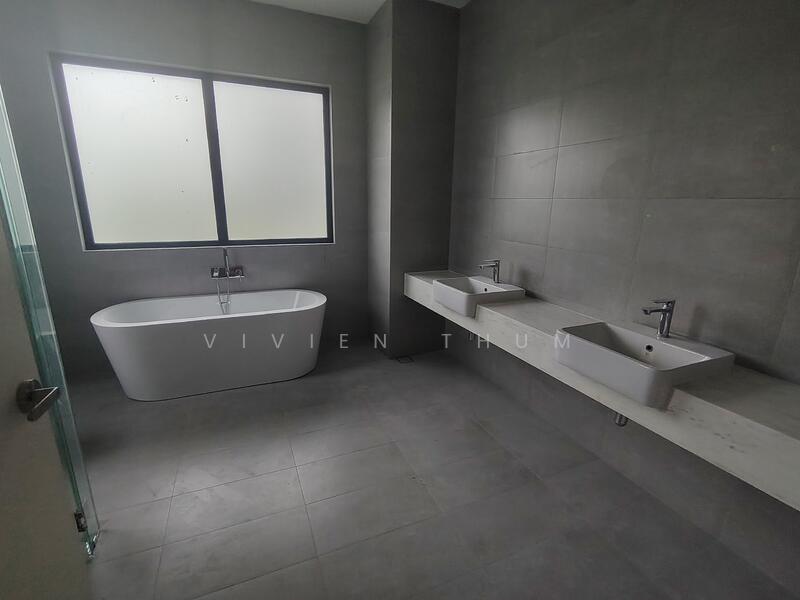 Bathroom at master bedroom 