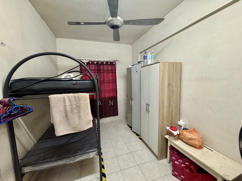 Apartment for Sale at Pangsapuri Tainia - Azian Nasa - Bedroom - PropertyGuru.com.my