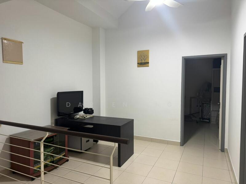 Cluster House for Sale in Taman Adda Heights (Tebrau) - Darren Ang - Study - PropertyGuru.com.my