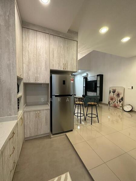 Rumah Teres 2 Tingkat untuk Disewa di Setia Safiro (Cyberjaya) - Sarah . - Kitchen - PropertyGuru.com.my