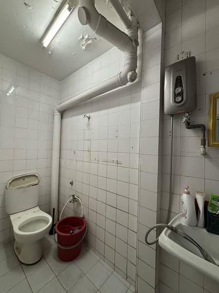 Terraced House for Sale in Rawang (Selangor) - Vicky G. - Bathroom - PropertyGuru.com.my