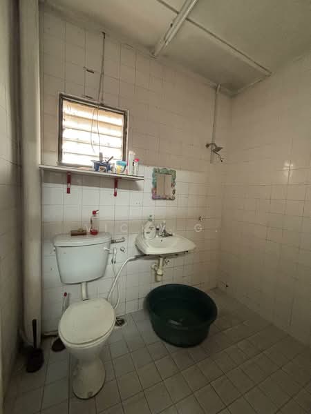 Terraced House for Sale in Rawang (Selangor) - Vicky G. - Bathroom - PropertyGuru.com.my