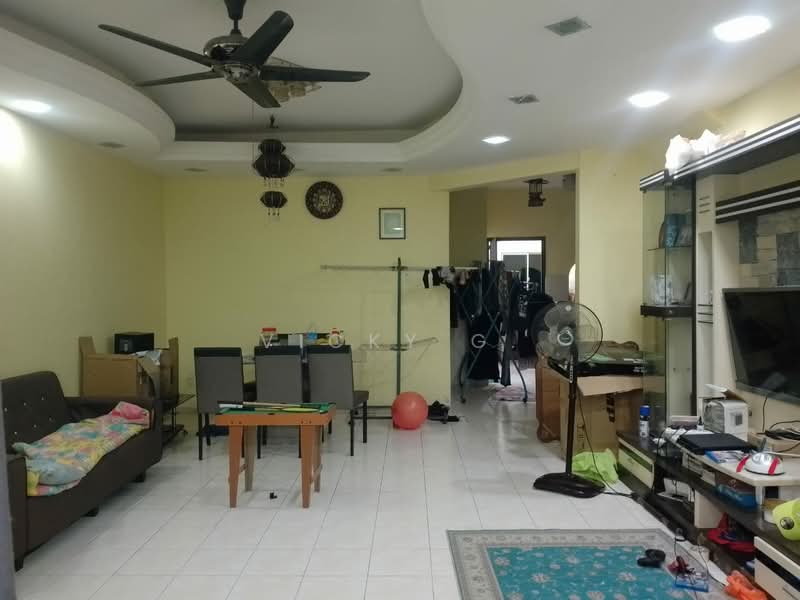 Terraced House for Sale in Rawang (Selangor) - Vicky G. - Living Room - PropertyGuru.com.my