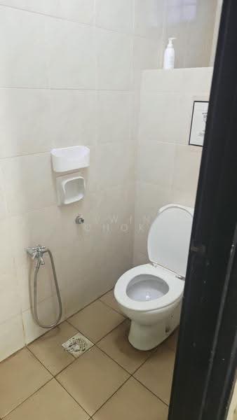 Shop for Rent in Seksyen U13 (Setia Alam) - Elwin Chok - Bathroom - PropertyGuru.com.my