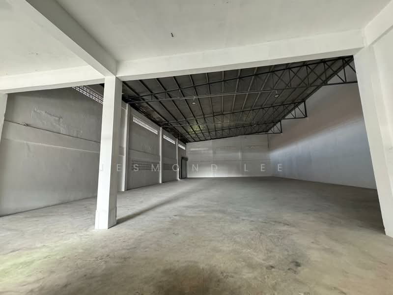 Factory for Rent in Taman Perindustrian Cemerlang (Ulu Tiram) - Jesmond Lee - Interior - PropertyGuru.com.my