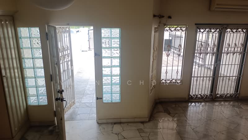 Rumah Teres 2 Tingkat untuk Dijual di Sunway (Selangor) - Yvone Chong - Entrance - PropertyGuru.com.my